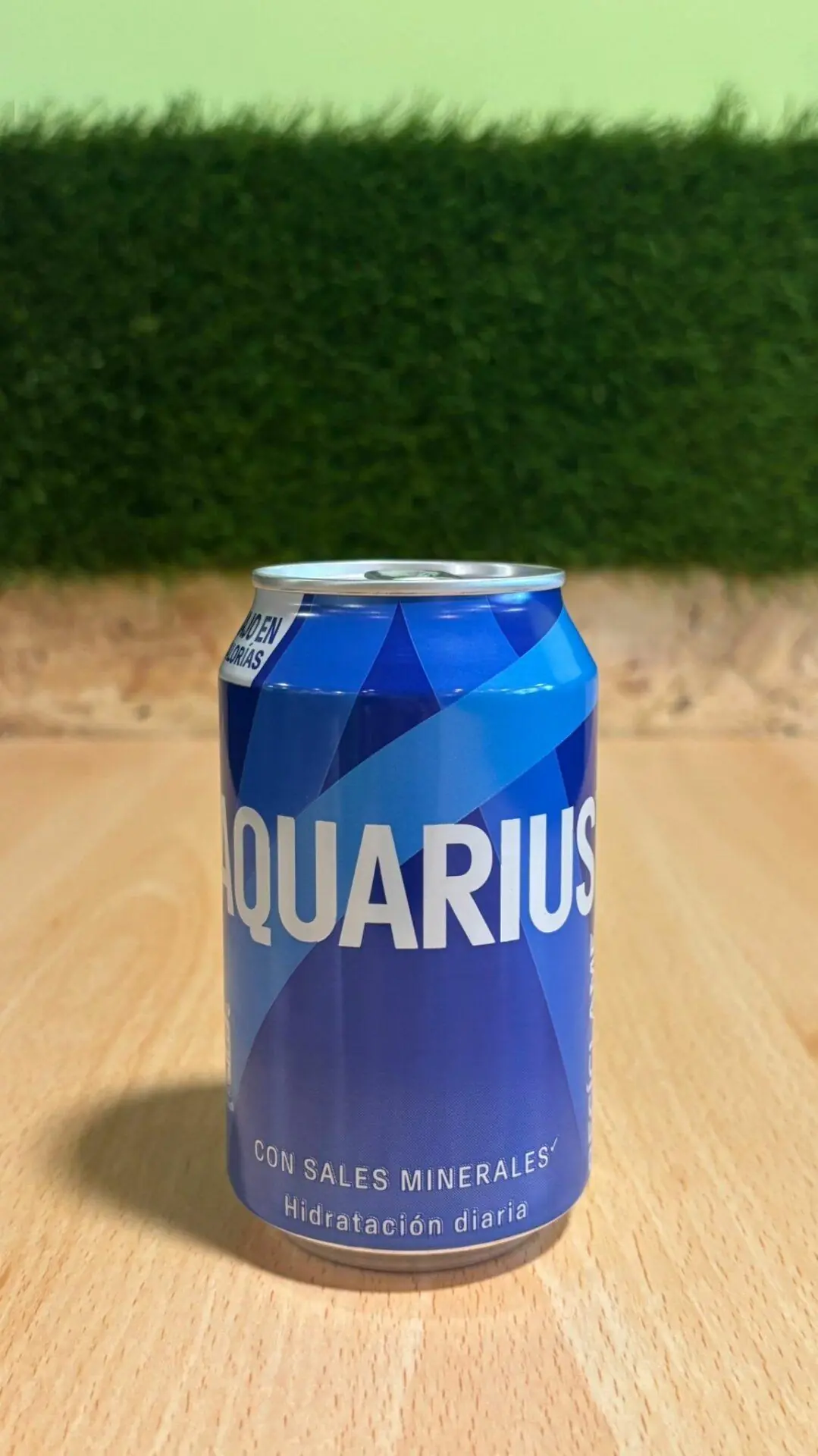 AQUARIUS LIMÓN