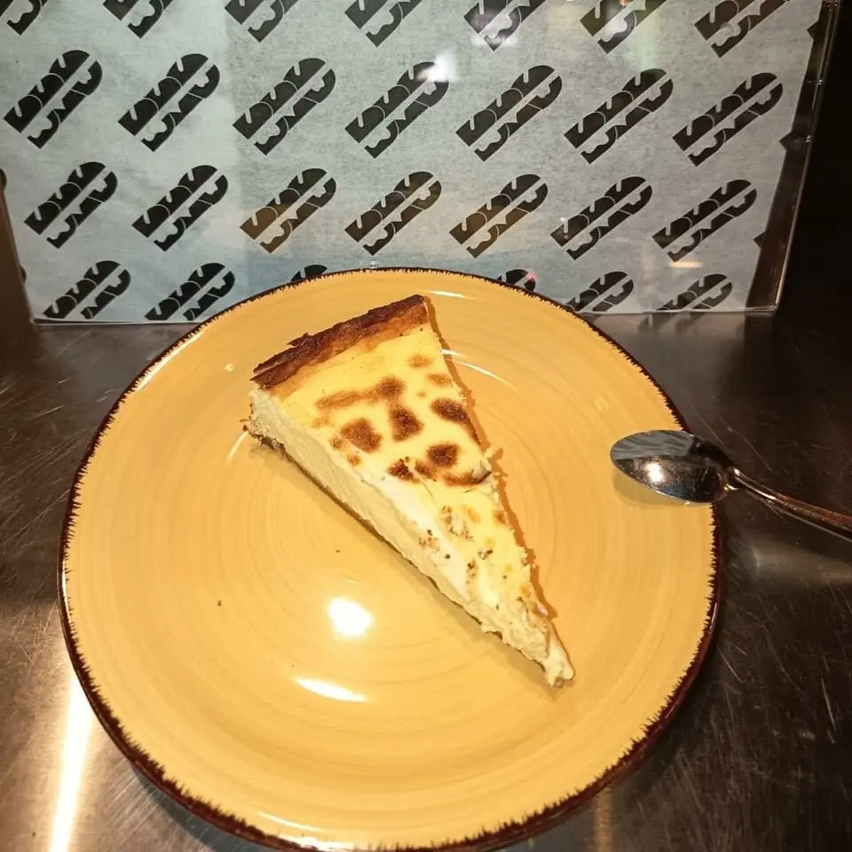 TARTA DE QUESO de tamaño grande